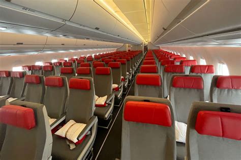 Iberia fleet, cabin, seats, IFE, baggage, safety and punctuality.